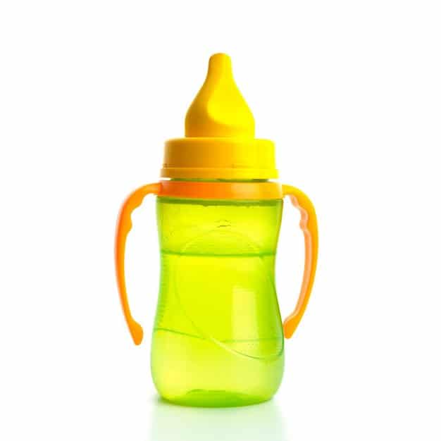 Biberon vert pour bébé